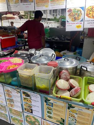 everything is made fresh   at Khanomchin Che Kai - Food Stall in Koh Samui