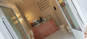 Inside, 2 seats at Onisuko in Paris