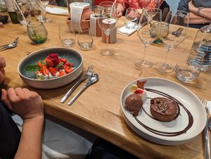 Très beaux desserts at Chez Paulo in Brive-la-gaillarde