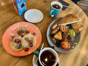 Vegan breakfasts and teas  #Veganuary at The Reader Cafe in Liverpool