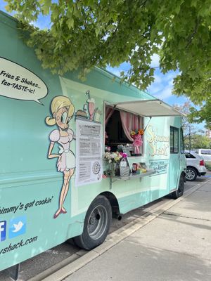 Food truck   at Shimmy Shack in Plymouth