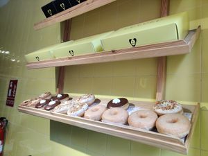 Vegan donuts at LULULU in Madrid