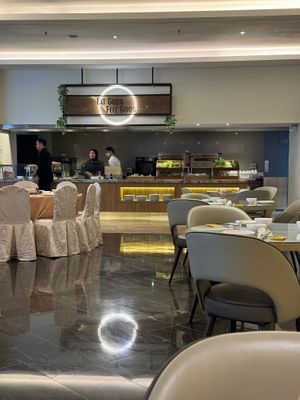 One of the few cooking stations in the buffet section.  at Lotus at Berjaya 莲心 in Kuala Lumpur