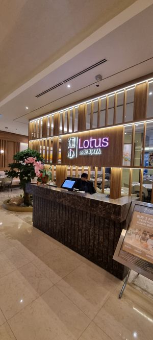 Reception at Lotus at Berjaya 莲心 in Kuala Lumpur