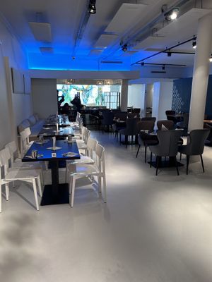 Plenty of seating  at Annavilaas - Utrecht in Utrecht