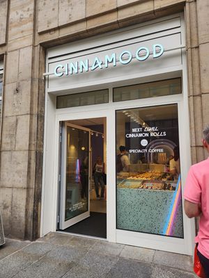  at Cinnamood in Dresden