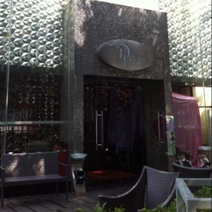 The front entrance at Dream Garden in Guangzhou