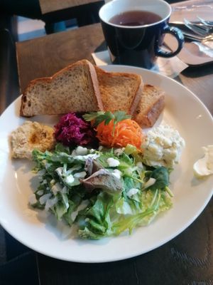 Vegan deli plate at The City Bakery in Osaka
