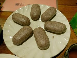 We ordered dumplings, but they didn't understand and brings this one) it was sweet buns, was taken with nice tea. at Zizhulin in Guangzhou