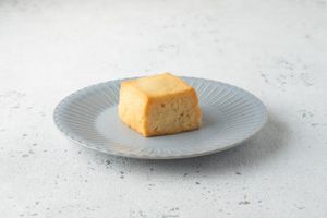 "iro's Origin: A New Sensation Scone with a Crispy Outside and a Moist, Soft Inside." at iro scone in Yokohama