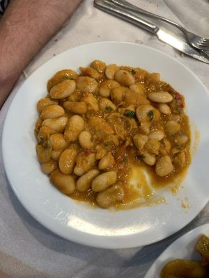 Giant beens   at Fysa Roufa in Ioannina