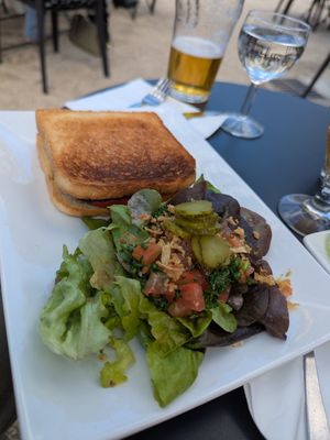  at Le Square in Avignon