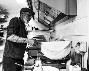 Ambiance cosy estivale assurée en service continue toute la journée !
A cozy summer atmosphere guaranteed with continuous service all day long! at Le Square in Avignon