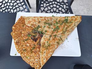 Chickpea Crêpe / Omelette with mushrooms at Le Square in Avignon