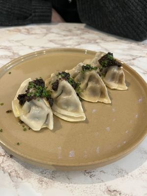 Mushroom and troufle gyozas 6,90€ at The Vegan Roll in Madrid
