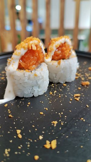 Apertitivo at The Vegan Roll in Madrid