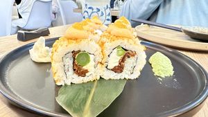 Sunset Roll  at The Vegan Roll in Madrid