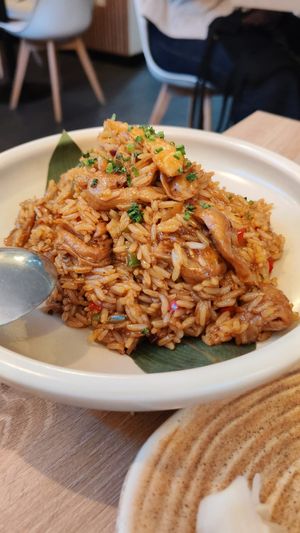 Arroz frito at The Vegan Roll in Madrid