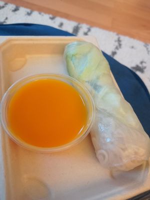 Sommerrolle mit mangodip at Restaurant Go - DC Tower in Vienna