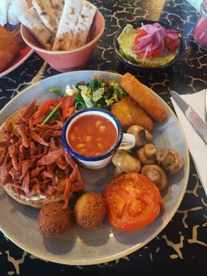 Vegan breakfast at Lounges - Vivo Lounge in Dorchester