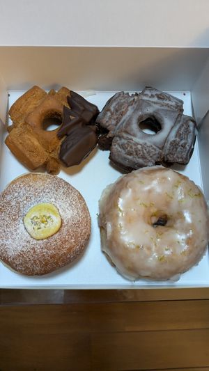  at Oscar Wilde in Tokyo