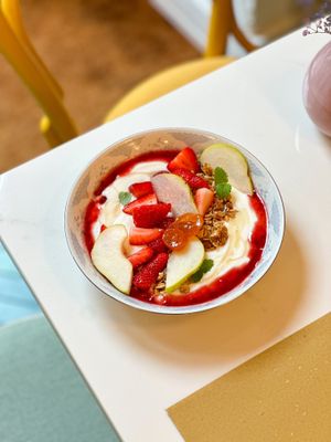 Joghurt Bowl at Barbarella PLANT Bistro in Ljubljana
