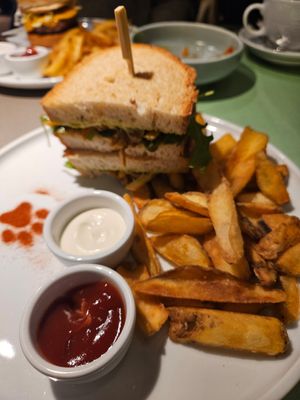 Miauster Umami Sandwich at Katzentempel - Trier  in Trier