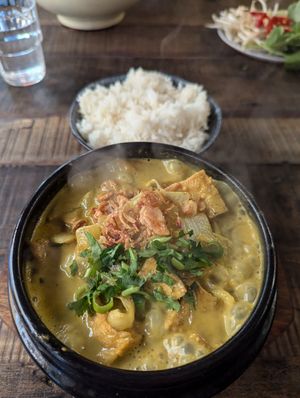 Co'm Curry (vg) at 36 Streets Food in Kingston Upon Thames