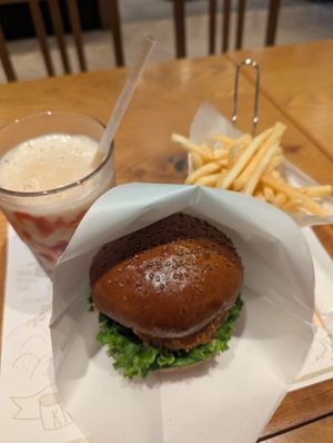  at Kinosaki Burger in Toyooka