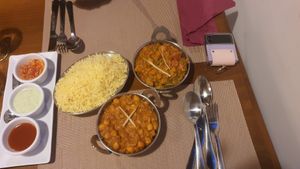Garbanzos y verduras at Indigo Restaurant in Olot