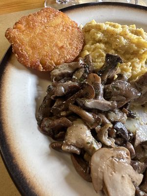 Tortel di patate, polenta e funghi  at Rifugio Petina in Tonadico