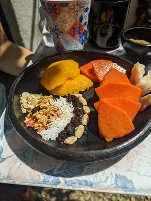 SEASONAL FRUITS at Chivos Veggie in Palomino