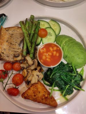The ful plant english breakfast at ARIAH'S Cafe in North West London