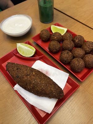   at LOV Café in Rio De Janeiro