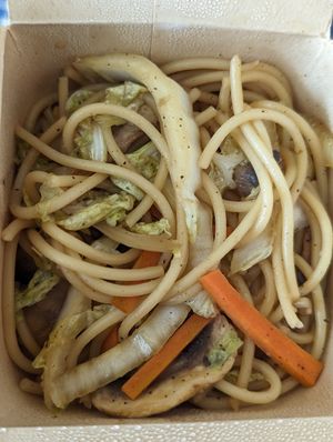 CY Veggie Lo Mein at Chuang Yi Bentos (CY Bentos) in St Louis