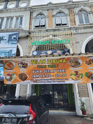 Outside at Vegan Family in Banten