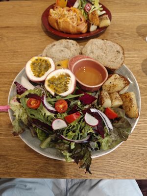 vegan salad that was not on the menu at Nomad Day Café in Yuchi