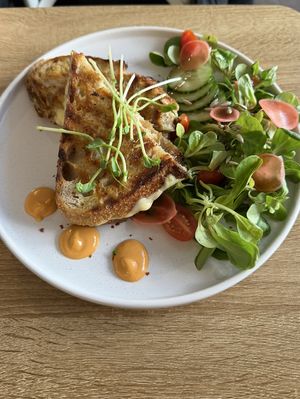 Grilled cheese sandwich   at Vegan Backyard in Berlin