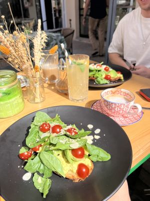 The vegan Scrambled tofu was absolutely delicious! We also had a very fresh lemonade and beautifully presented cappuccino and tea. The vibes are so relaxing, we will be back!   at Santé in Mallorca