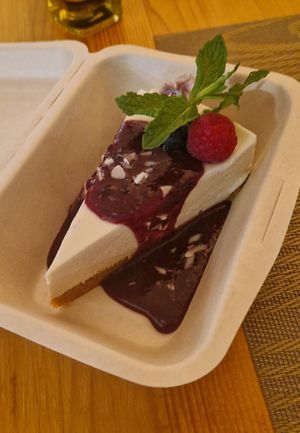 Cheesecake at Santé in Mallorca