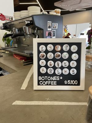   at Vívolo Café in Santa Marta