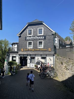 Waffelhaus zum Bergischen Löwen  at Waffelhaus zum Bergischen Löwen in Solingen