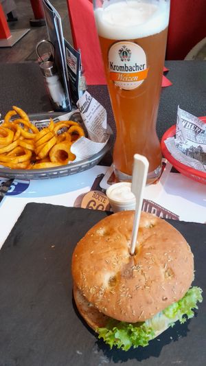 Vegan burger with twister fries at Diner 66 in Soltau