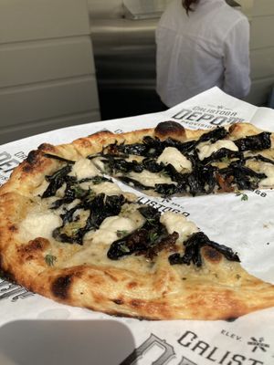Ooey gooey delicious ‘za  at Nova Terra Kitchen & Creamery in Sebastopol