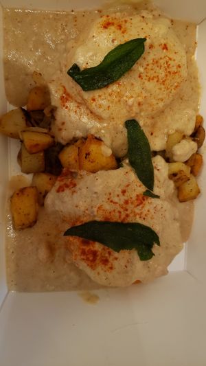 Biscuits and gravy at Nova Terra Kitchen & Creamery in Sebastopol