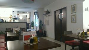 Dans le restaurant at Makro Vega in Split