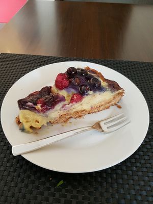 blueberry vegan cake at Makro Vega in Split