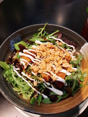 Fischsteak Bowl at Home Taste Jia in Kiel