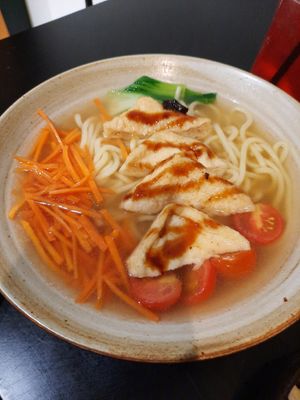 Gemüse Tofu Nudelsuppe at Home Taste Jia in Kiel