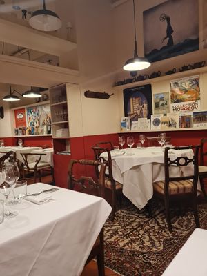 Inside at Gallorosso al Guasco in Ancona